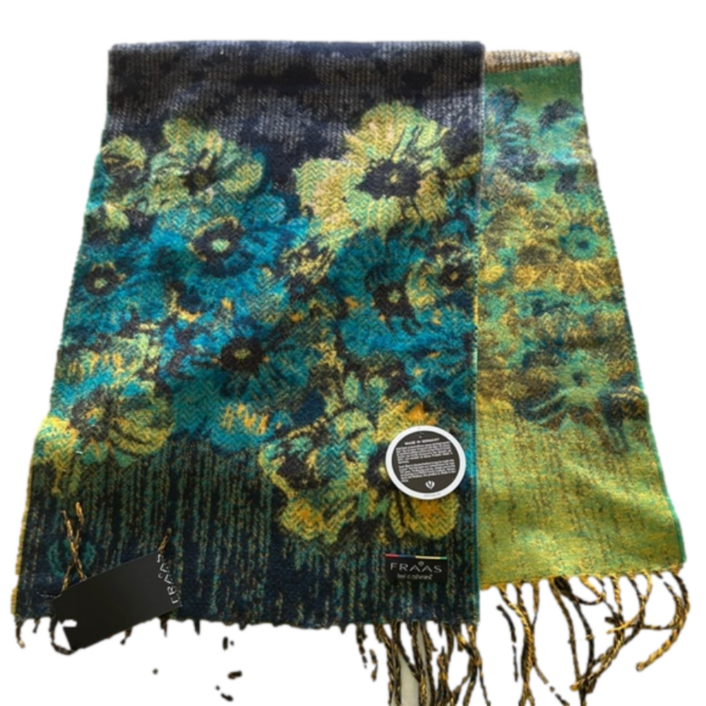 V. FRAAS 100% polyacrylic floral design Made in Germany NWT( feel cashmink )